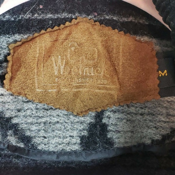 Vintage Woolrich Aztec Wool Coat Blanket Barn Coat - Picture 12 of 12